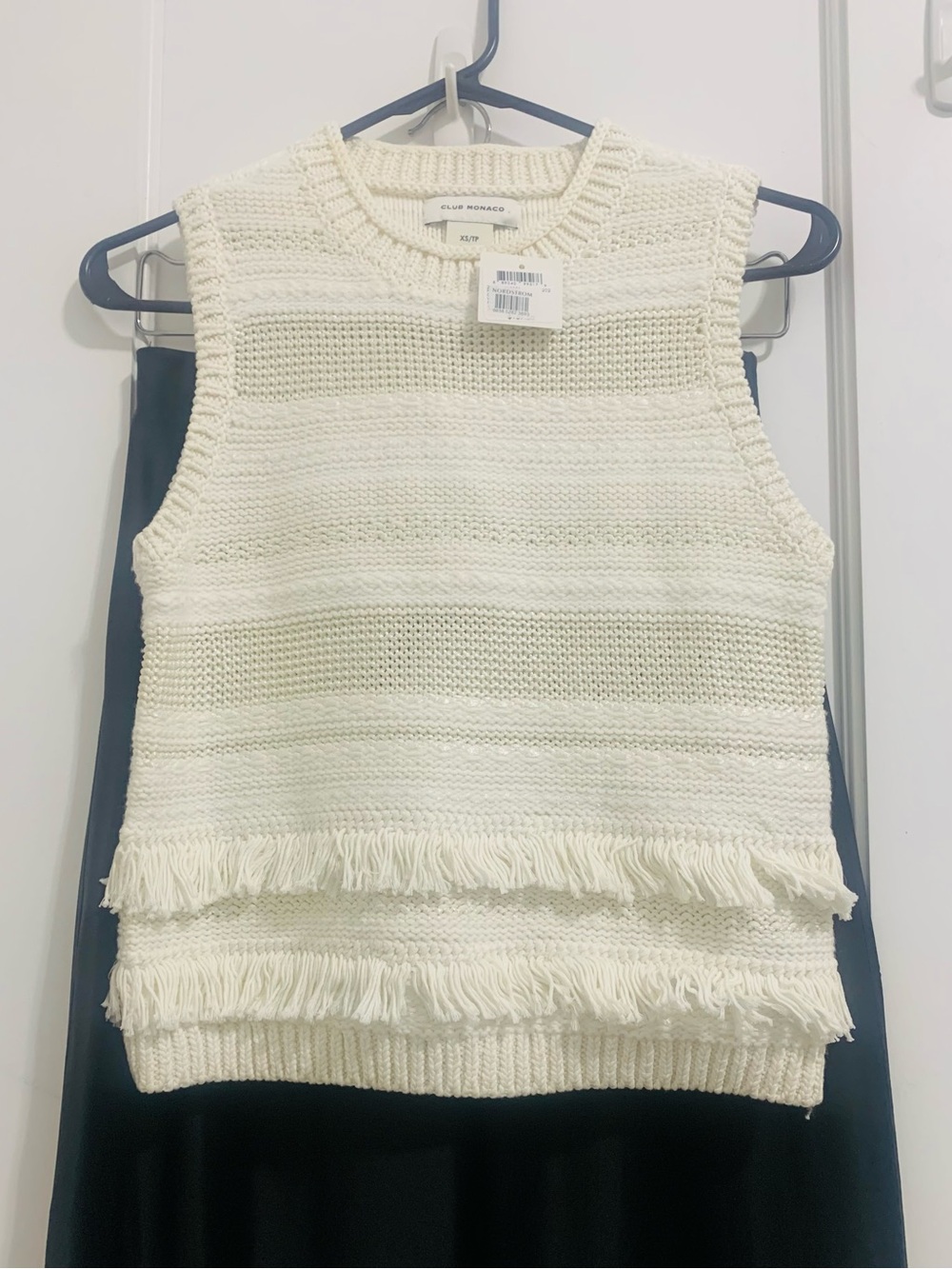 Club Monaco Cream Knit Fringe Tank Top - NWT - Picture 7 of 9